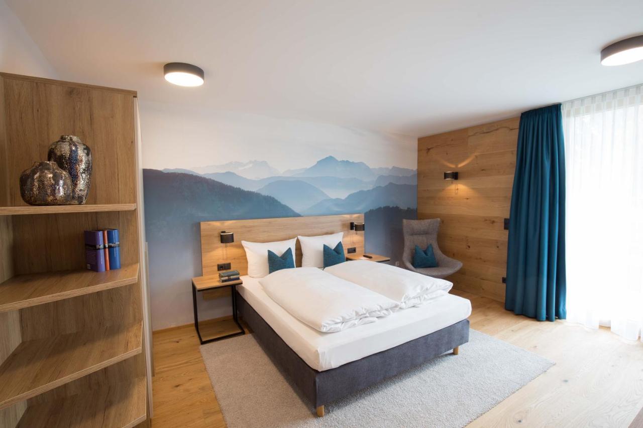 Leo Apartments มีสบาค ภายนอก รูปภาพ